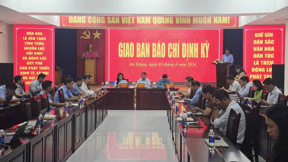 Ph&uacute; Quốc đang triển khai x&acirc;y dựng 3 nh&agrave; m&aacute;y xử l&yacute; r&aacute;c hơn 900 tấn- Ảnh 1.