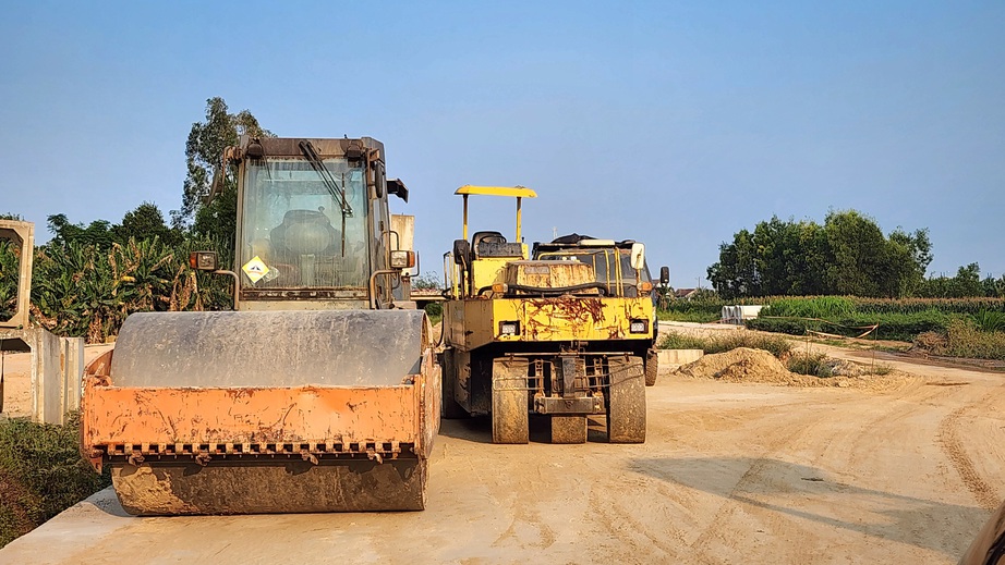 Quảng Ng&atilde;i gỡ vướng mặt bằng đẩy mạnh thi c&ocirc;ng đường 3.500 tỷ - Ảnh 11.