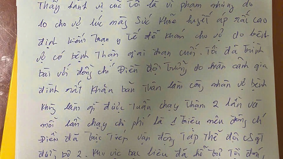 CSGT C&agrave; Mau hỗ trợ người vi phạm giao th&ocirc;ng kh&oacute; khăn nộp phạt- Ảnh 2.