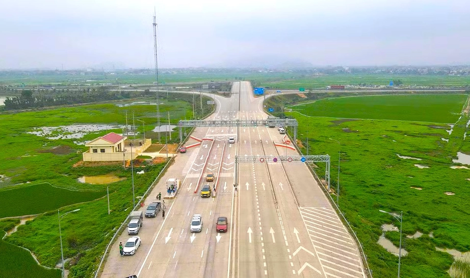 Cần g&igrave; để bỏ ho&agrave;n to&agrave;n barie thu ph&iacute; cao tốc?- Ảnh 2.