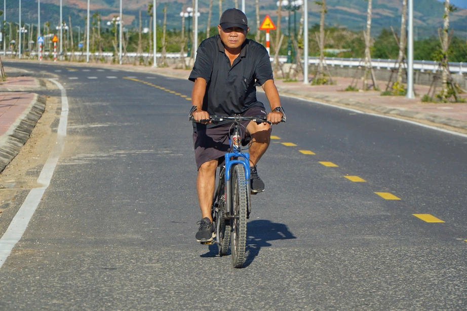 Cận cảnh tuyến kè gần 500 tỷ đẹp như tranh ở miền Tây Quảng Ngãi- Ảnh 14.