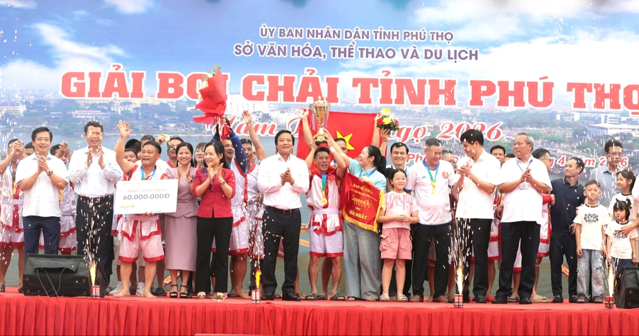 Ti&ecirc;n Lương v&ocirc; địch Giải Bơi chải tỉnh Ph&uacute; Thọ dịp Giỗ Tổ H&ugrave;ng Vương 2026- Ảnh 1.