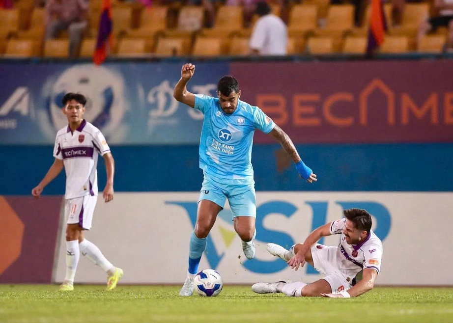 V-League: Nam Định h&ograve;a kịch t&iacute;nh Becamex TP. Hồ Ch&iacute; Minh- Ảnh 1.