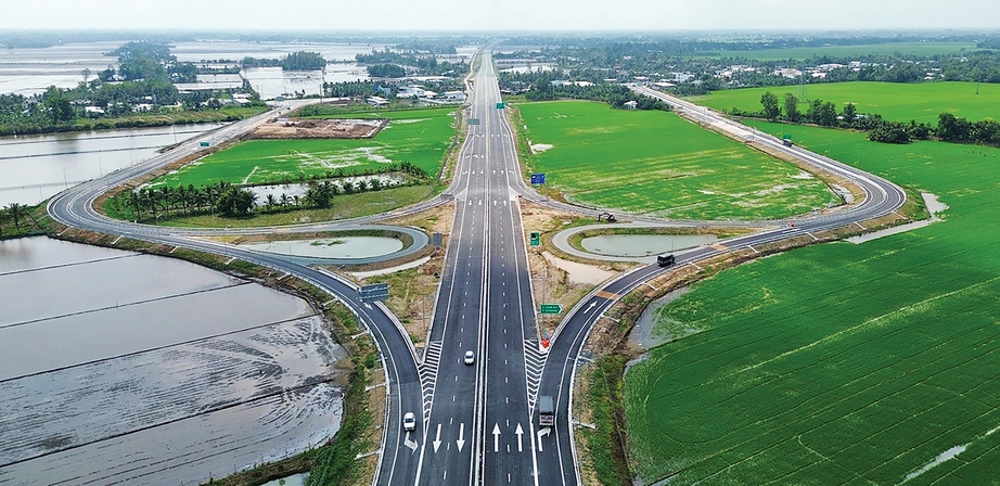 Hạ tầng đột ph&aacute;, miền Nam vươn m&igrave;nh- Ảnh 3.