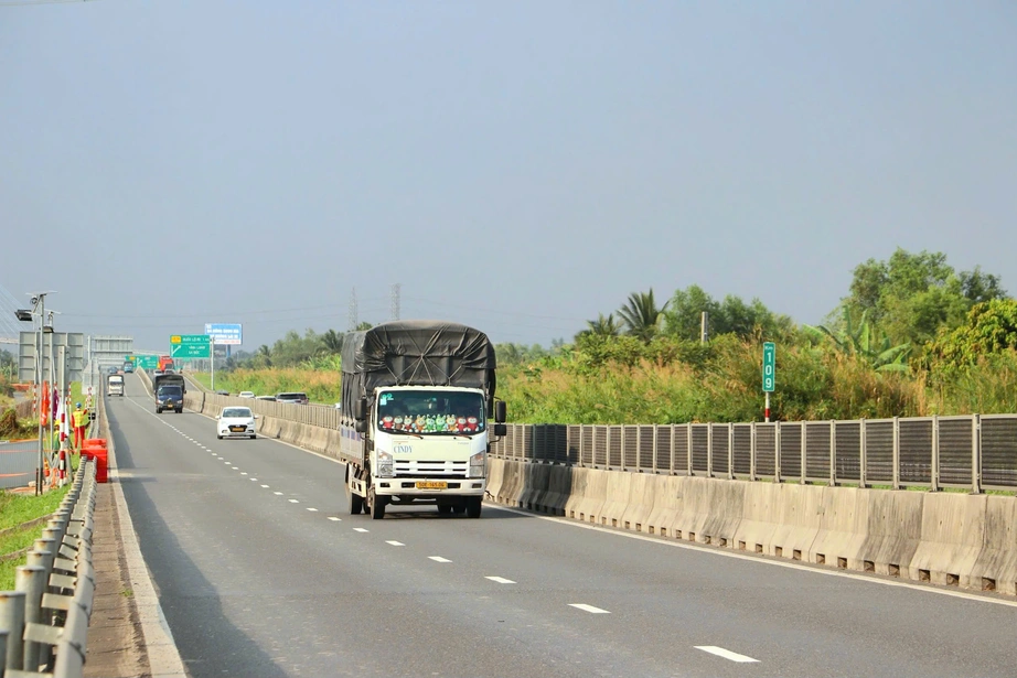 Xử l&yacute; nh&agrave; thầu chậm, ho&agrave;n th&agrave;nh đồng bộ cao tốc Mỹ Thuận - Cần Thơ trong năm 2026- Ảnh 1.