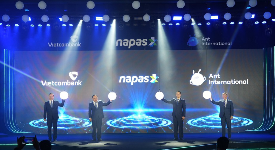 Mở rộng dịch vụ thanh to&aacute;n qua m&atilde; QR giữa Việt Nam v&agrave; Trung Quốc- Ảnh 1.