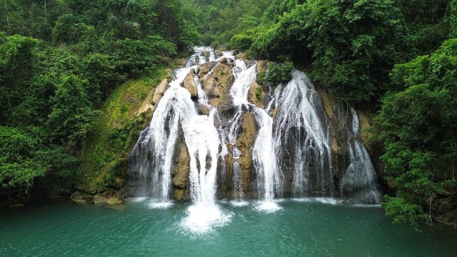 Kh&aacute;m ph&aacute; th&aacute;c T&agrave; Puồng b&ecirc;n tuyến đường Hồ Ch&iacute; Minh qua Quảng Trị- Ảnh 3.