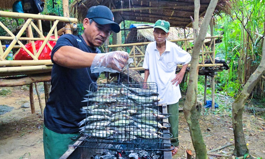 Kh&aacute;m ph&aacute; th&aacute;c T&agrave; Puồng b&ecirc;n tuyến đường Hồ Ch&iacute; Minh qua Quảng Trị- Ảnh 8.