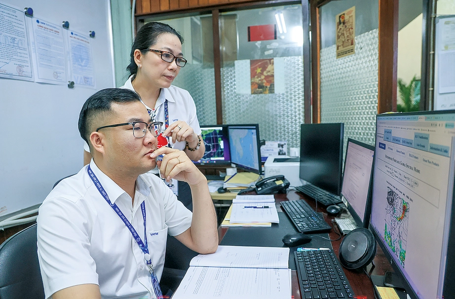 Chuyện &ldquo;tr&ocirc;ng mưa, tr&ocirc;ng nắng&rdquo; ở s&acirc;n bay- Ảnh 1.