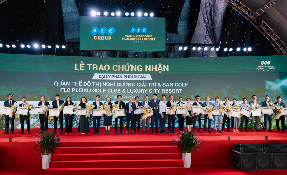 22 đại lý phân phối bất động sản xuất hiện tại dự án quần thể FLC Pleiku ngày khởi công- Ảnh 1. 22 đại lý phân phối bất động sản xuất hiện tại dự án quần thể FLC Pleiku ngày khởi công- Ảnh 1.