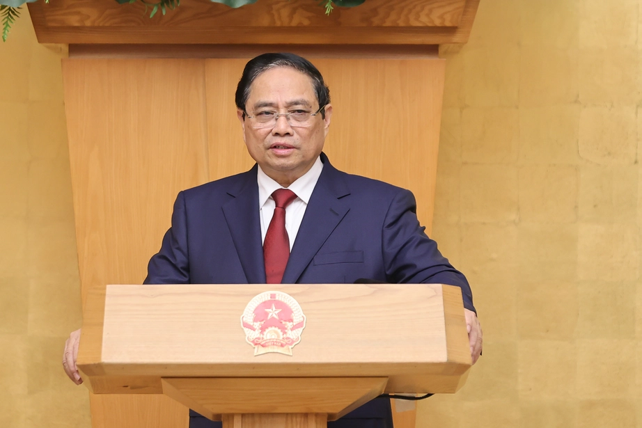 Thủ tướng chủ tr&igrave; phi&ecirc;n họp thường kỳ v&agrave; Hội nghị trực tuyến Ch&iacute;nh phủ với địa phương- Ảnh 2.