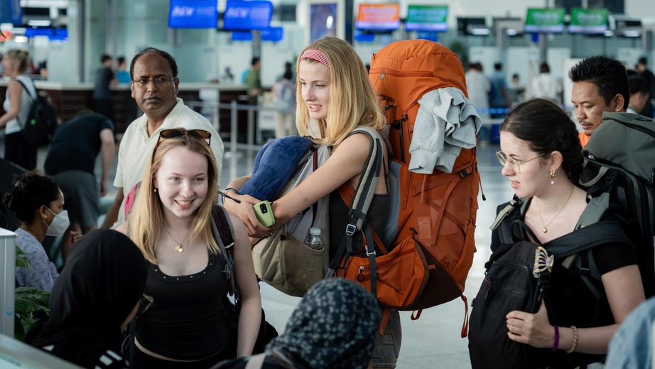 Thị trường h&agrave;ng kh&ocirc;ng "b&ugrave;ng nổ" trong qu&yacute; I, kh&aacute;ch quốc tế tăng gần 20%- Ảnh 1.