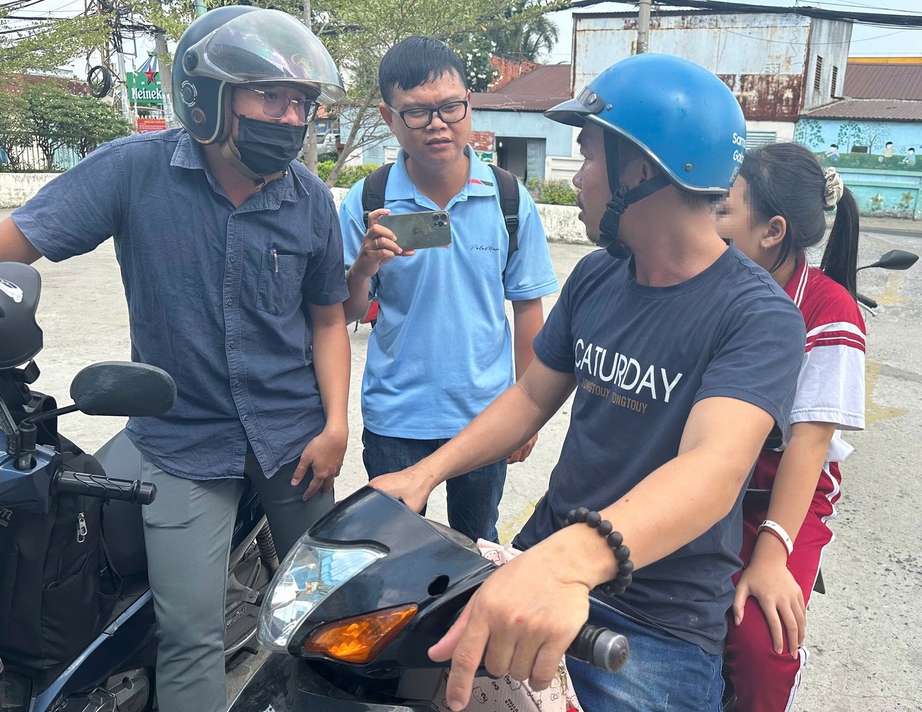 Hơn 100 học sinh nghi ngộ độc thực phẩm ở TP.HCM, cơ quan chức năng v&agrave;o cuộc- Ảnh 2.