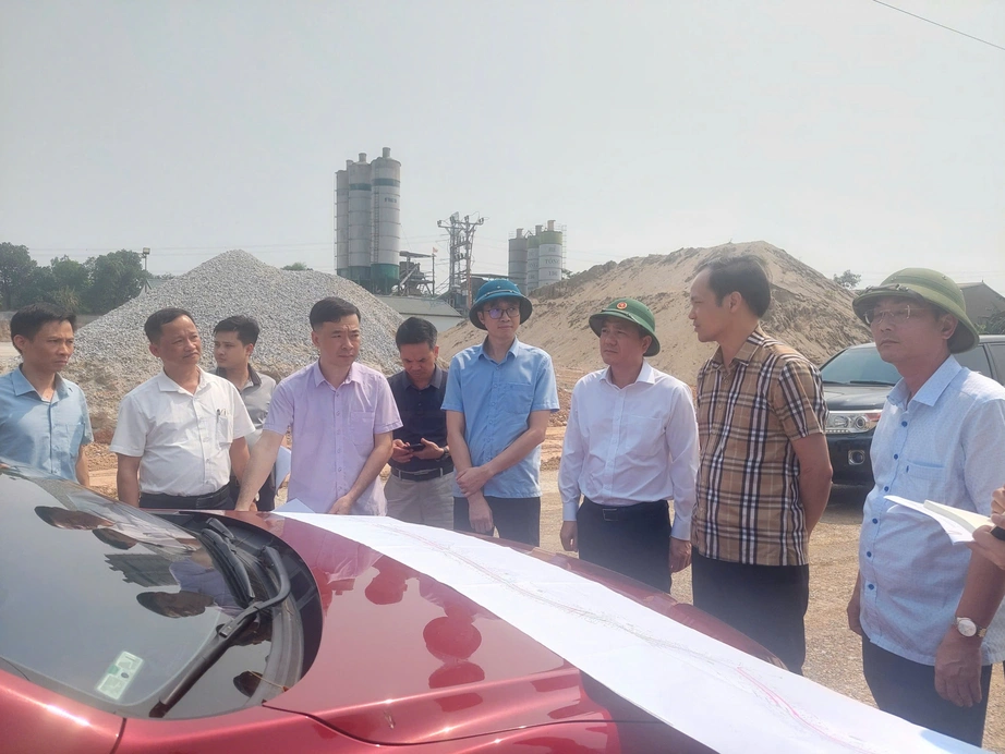 Phú Thọ: Gỡ vướng, đẩy nhanh tiến độ các dự án giao thông trọng điểm khu vực Vĩnh Phúc- Ảnh 1. Phú Thọ: Gỡ vướng, đẩy nhanh tiến độ các dự án giao thông trọng điểm khu vực Vĩnh Phúc- Ảnh 1.