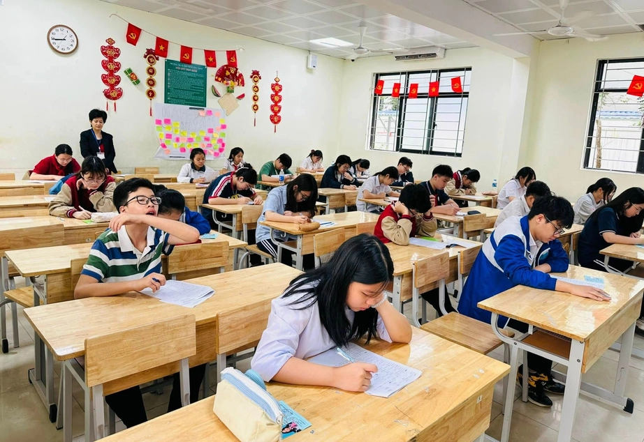 Học sinh H&agrave; Nội giữ nhịp &ocirc;n tập trước kỳ thi v&agrave;o lớp 10- Ảnh 1.