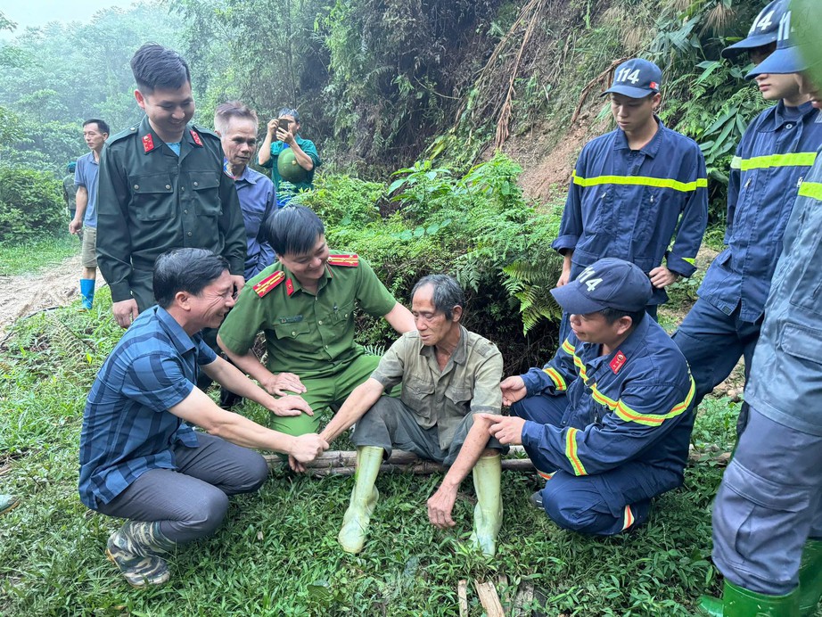 Tuy&ecirc;n Quang: Lực lượng chức năng t&igrave;m thấy người đ&agrave;n &ocirc;ng mất t&iacute;ch khi l&ecirc;n rừng- Ảnh 1.