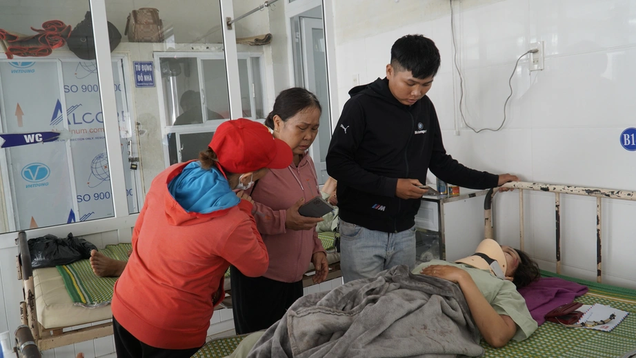 Kinh ho&agrave;ng lời kể của c&aacute;c nạn nh&acirc;n trong vụ xe kh&aacute;ch rơi vực Đ&egrave;o An Kh&ecirc;- Ảnh 3.