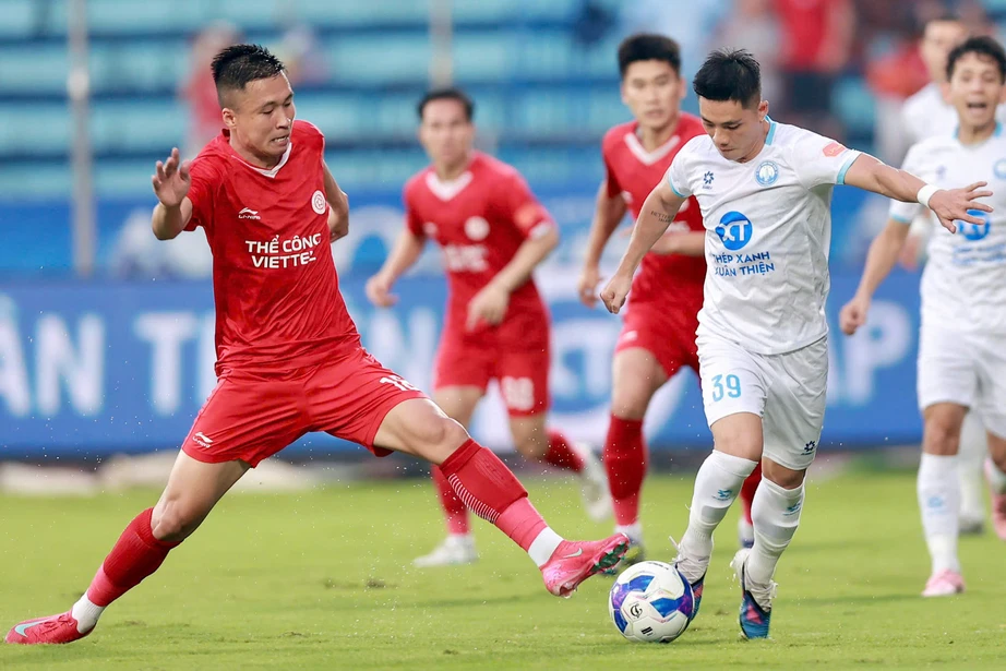 V-League: Thắng dễ Nam Định, Thể C&ocirc;ng Viettel củng cố ng&ocirc;i nh&igrave; bảng- Ảnh 1.
