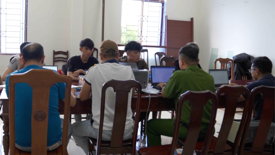 Gia Lai: Triệu tập 29 đối tượng livestream đ&aacute;nh nhau tr&ecirc;n nền tảng tiktok- Ảnh 1.