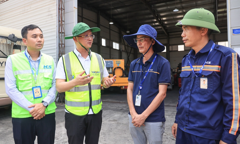 Cục trưởng H&agrave;ng kh&ocirc;ng: Chủ động bảo đảm sức khỏe cho người lao động trước nắng n&oacute;ng- Ảnh 2.