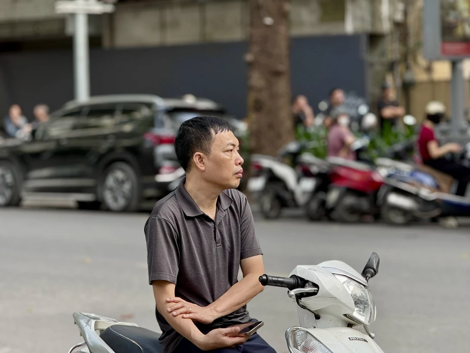 Gần 125.000 th&iacute; sinh H&agrave; Nội bước v&agrave;o m&ocirc;n thi đầu ti&ecirc;n, gi&agrave;nh suất lớp 10- Ảnh 2.