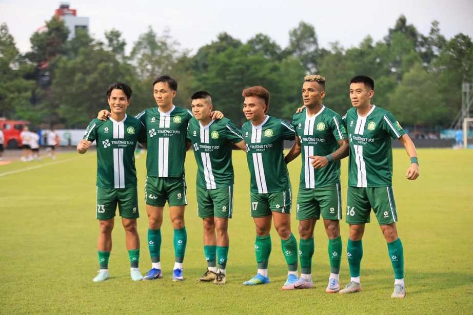 Thắng đậm Long An, Trường Tươi Đồng Nai vô địch giải hạng Nhất- Ảnh 1. Thắng đậm Long An, Trường Tươi Đồng Nai vô địch giải hạng Nhất- Ảnh 1.