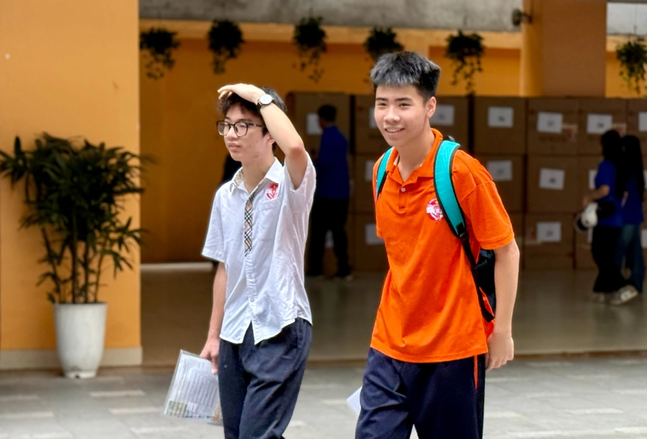 Đề Ngữ văn mở rộng li&ecirc;n hệ giữa văn chương v&agrave; đời sống hiện đại- Ảnh 1.