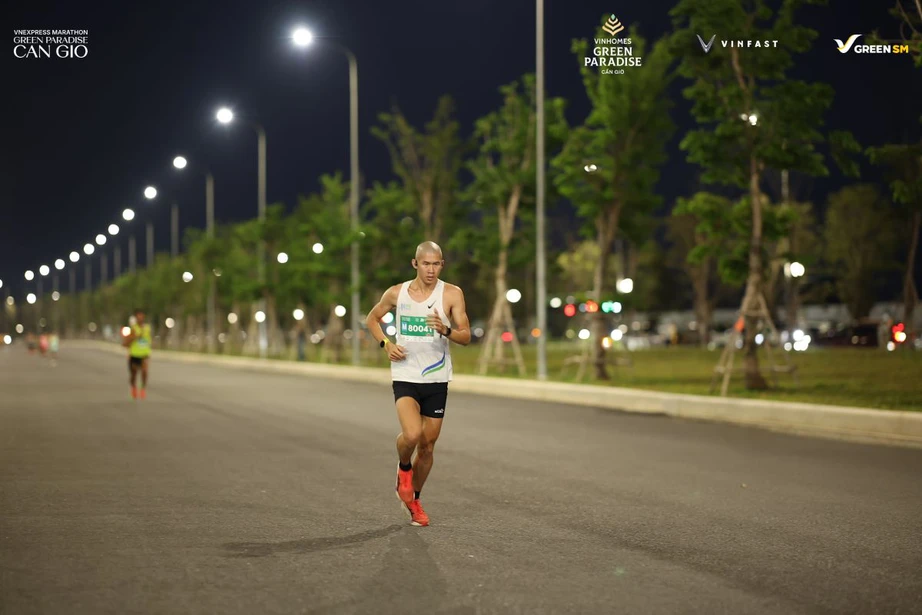 Khi runner, du kh&aacute;ch th&agrave;nh nh&agrave; đầu tư tại Vinhomes Green Paradise- Ảnh 3.