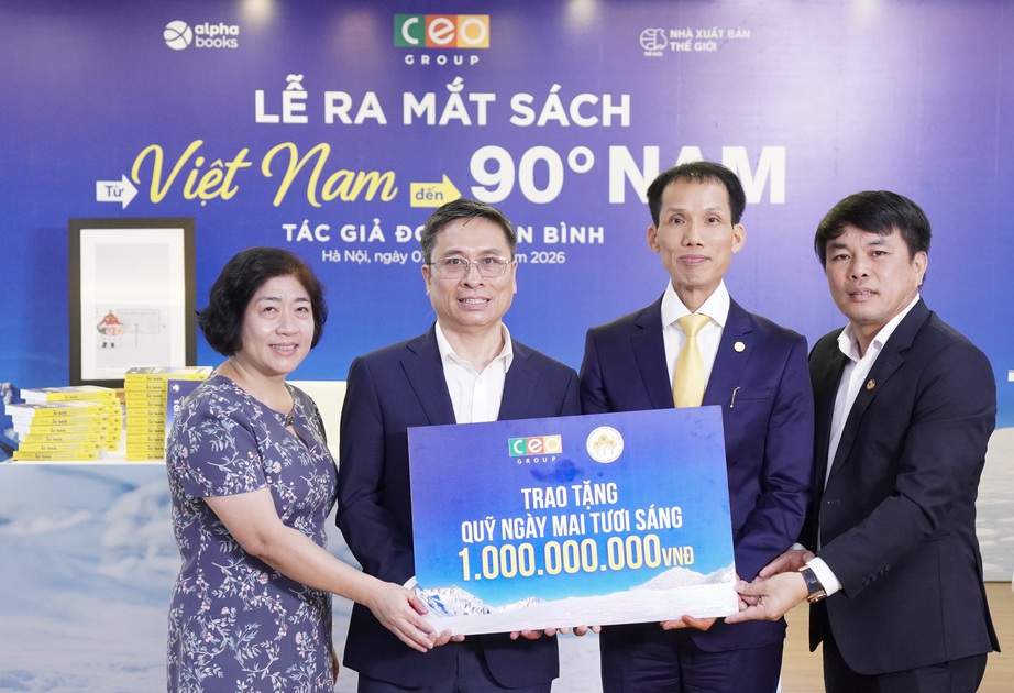 Ra mắt s&aacute;ch &ldquo;Từ Việt Nam đến 90&deg; Nam&rdquo; của t&aacute;c giả Đo&agrave;n Văn B&igrave;nh- Ảnh 3.