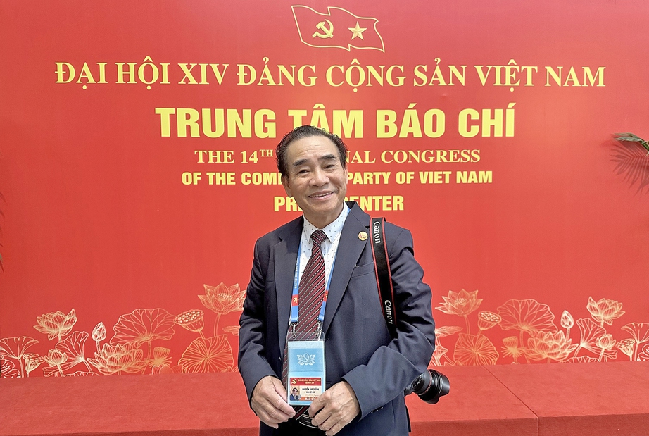Cảm x&uacute;c nh&agrave; b&aacute;o kiều b&agrave;o dự Đại hội Đảng - Ảnh 1.