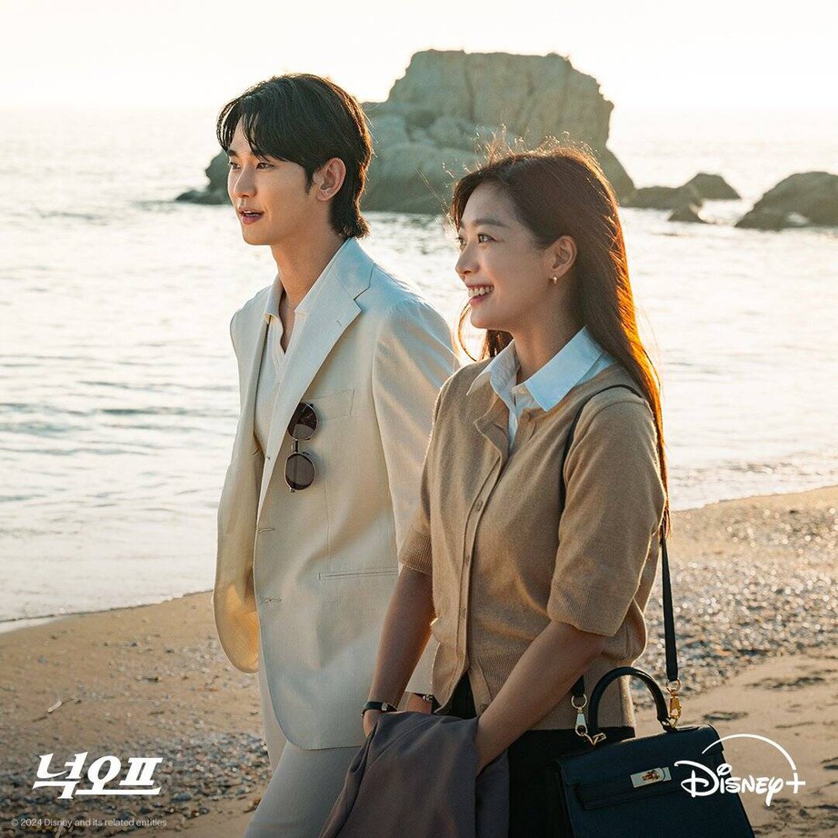 C&ocirc;ng ty quản l&yacute; c&acirc;n nhắc "dọn đường" để Kim Soo Hyun t&aacute;i xuất- Ảnh 3.