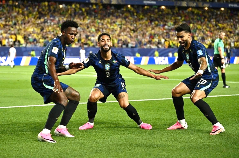 Vinicius tỏa s&aacute;ng gi&uacute;p Brazil thắng Haiti 3 - 0 tại World Cup 2026 - Ảnh 1.