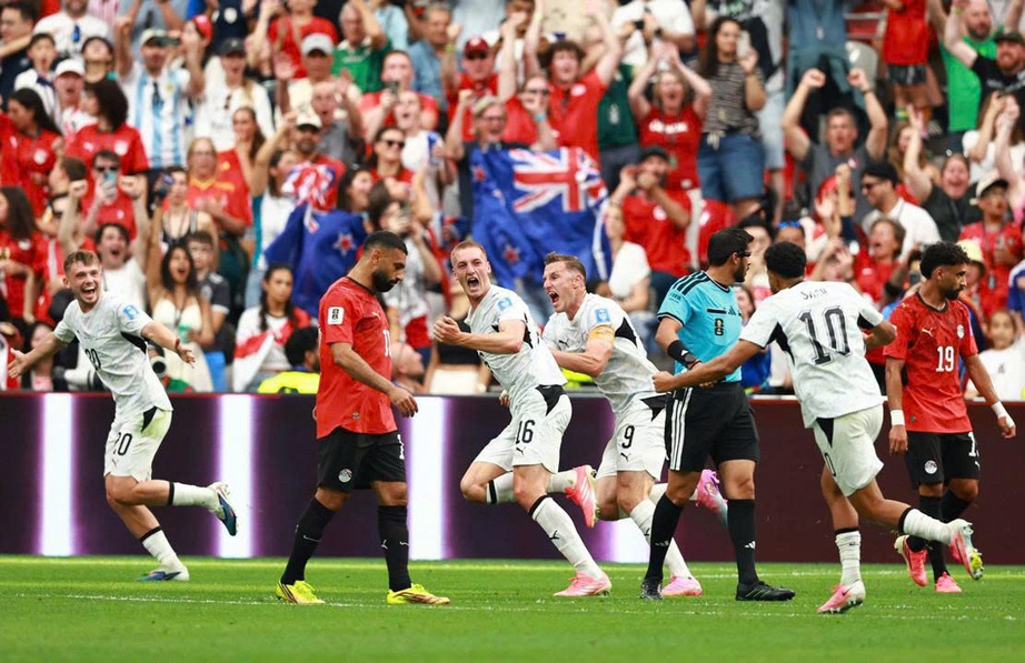 World Cup 2026: Salah tỏa s&aacute;ng, Ai Cập ngược d&ograve;ng đ&aacute;nh bại New Zealand - Ảnh 1.