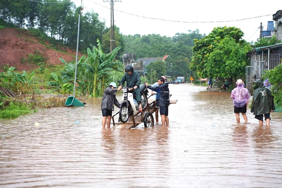 Tuy&ecirc;n Quang cảnh b&aacute;o nước lũ tr&ecirc;n s&ocirc;ng G&acirc;m: Nguy cơ ngập lụt cục bộ 2026 - Ảnh 3.