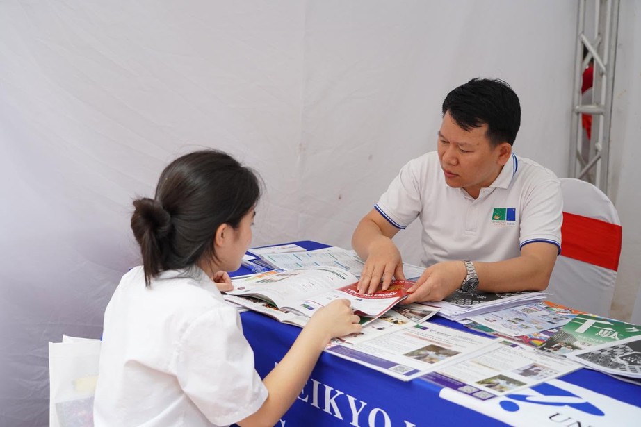 Hạn cuối kiểm tra, r&agrave; so&aacute;t điểm học bạ x&eacute;t tuyển đại học trước 17h h&ocirc;m nay- Ảnh 1.