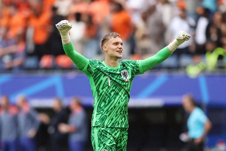 Thủ m&ocirc;n tuyển H&agrave; Lan tự tin đua v&ocirc; địch World Cup 2026- Ảnh 1.