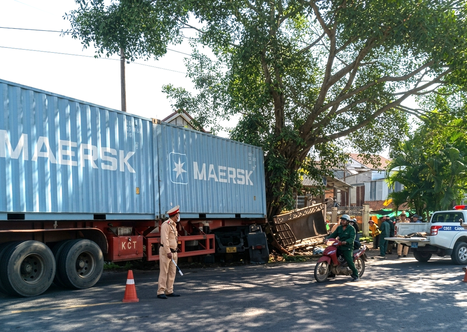 Danh t&iacute;nh 3 nạn nh&acirc;n tử vong trong vụ xe đầu k&eacute;o t&ocirc;ng xe c&ocirc;ng n&ocirc;ng ở L&acirc;m Đồng- Ảnh 1.