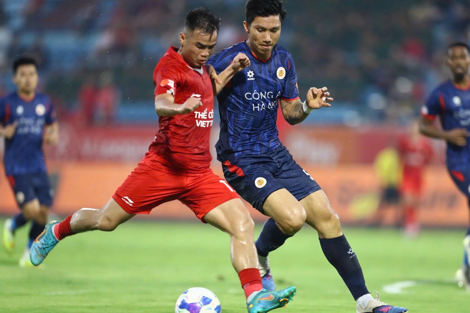Thắng s&aacute;t n&uacute;t CLB C&ocirc;ng an H&agrave; Nội, Thể C&ocirc;ng Viettel gi&agrave;nh ng&ocirc;i &aacute; qu&acirc;n V-League- Ảnh 2.