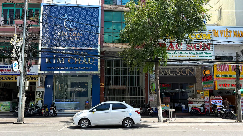 Quảng Ng&atilde;i cho thu&ecirc; h&agrave;ng chục nh&agrave; c&ocirc;ng sản d&ocirc;i dư, gi&aacute; chỉ từ hơn 8 triệu đồng/năm - Ảnh 2.