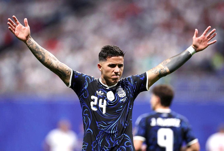 Kết quả Anh vs Argentina: Messi đưa đội bóng Nam Mỹ vào chung kết World Cup 2026 - Ảnh 2.