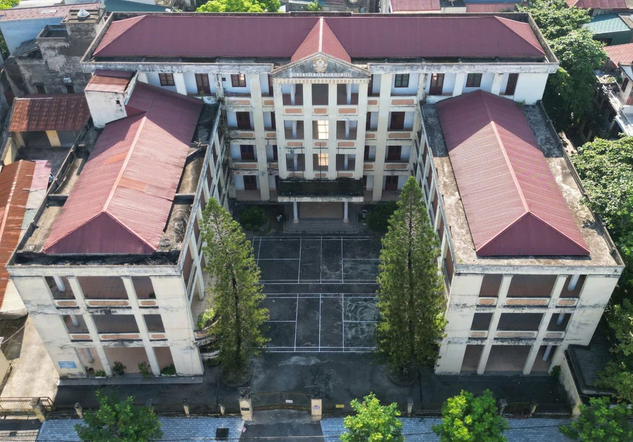 Ninh Bình đẩy nhanh xử lý 79 cơ sở nhà, đất dôi dư, tránh lãng phí tài sản công - Ảnh 1.