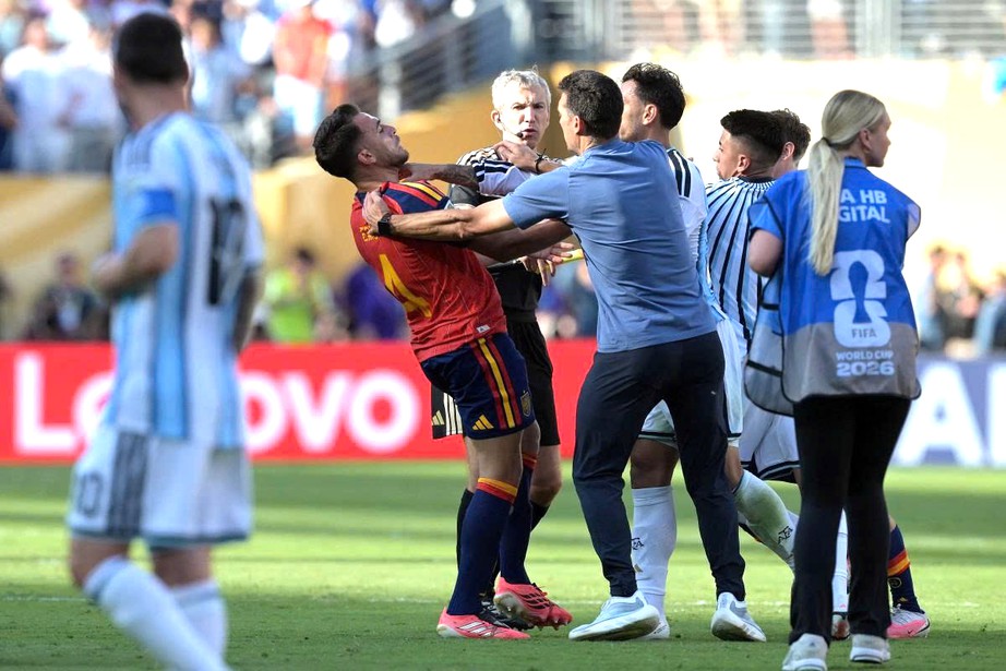Đội tuyển Argentina gánh nỗi oan chơi xấu tại World Cup 2026? - Ảnh 2.