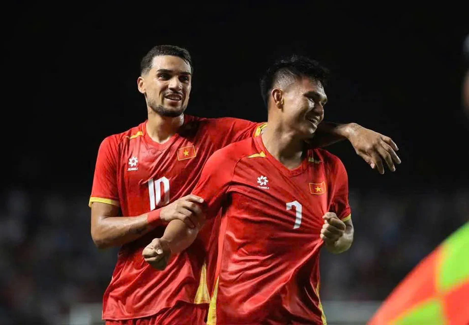 HLV Thái Lan đánh giá cao tuyển Việt Nam trước thềm ASEAN Cup 2026 - Ảnh 2.