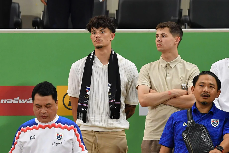 Th&aacute;i Lan chuẩn bị bổ sung ng&ocirc;i sao từng kho&aacute;c &aacute;o Chelsea dự AFF Cup 2026? - Ảnh 2.