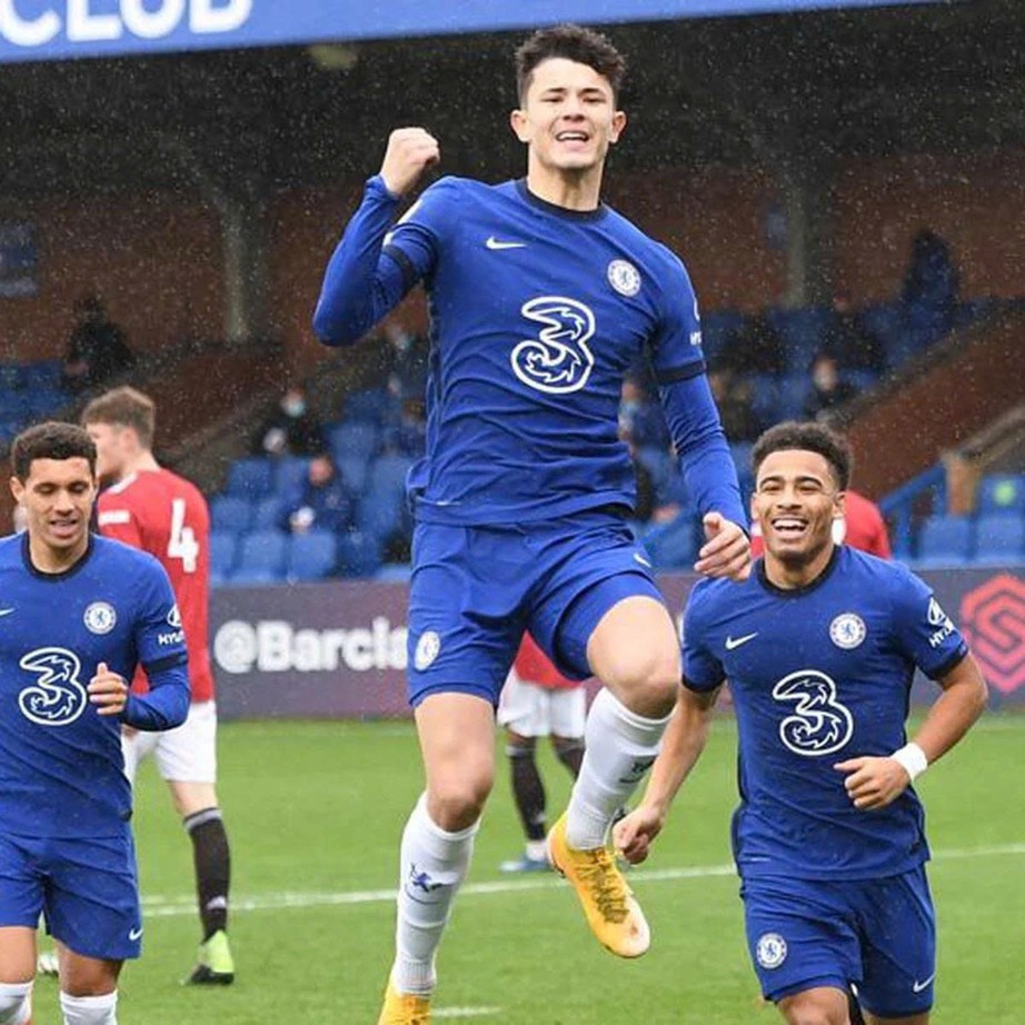 Th&aacute;i Lan chuẩn bị bổ sung ng&ocirc;i sao từng kho&aacute;c &aacute;o Chelsea dự AFF Cup 2026? - Ảnh 1.