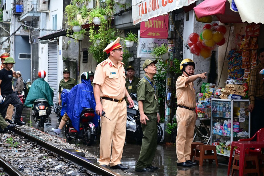 Hải Ph&ograve;ng xử l&yacute; vi phạm giao th&ocirc;ng th&aacute;ng 7 / 2026 với hơn 14 . 000 Trường hợp - Ảnh 1.