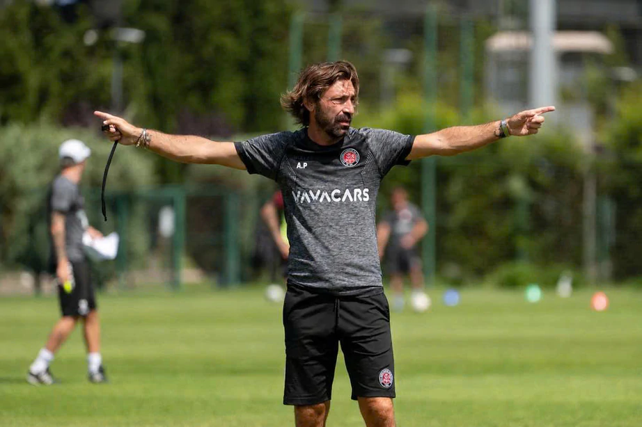 Pirlo c&oacute; thể mất cơ hội l&agrave;m HLV tuyển Italy v&igrave; li&ecirc;n quan đến c&ocirc;ng ty c&aacute; cược - Ảnh 2.