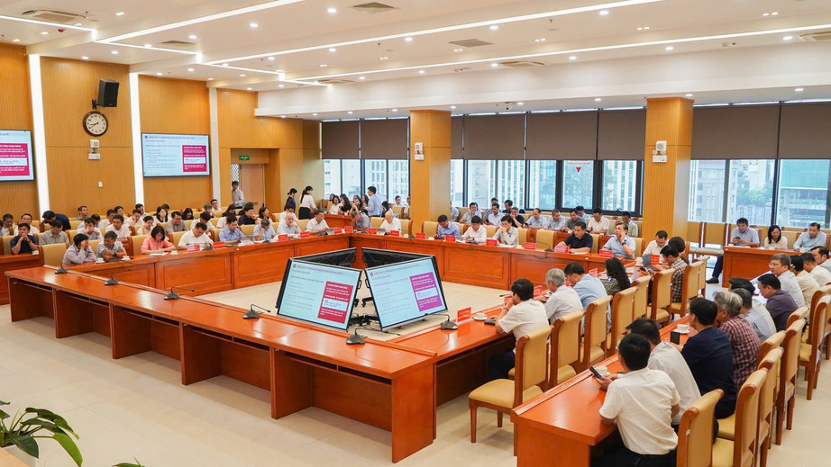 Đảng uỷ Bộ X&acirc;y dựng kết nối Hội nghị to&agrave;n quốc qu&aacute;n triệt Nghị quyết Hội nghị Trung ương 3 - Ảnh 2.