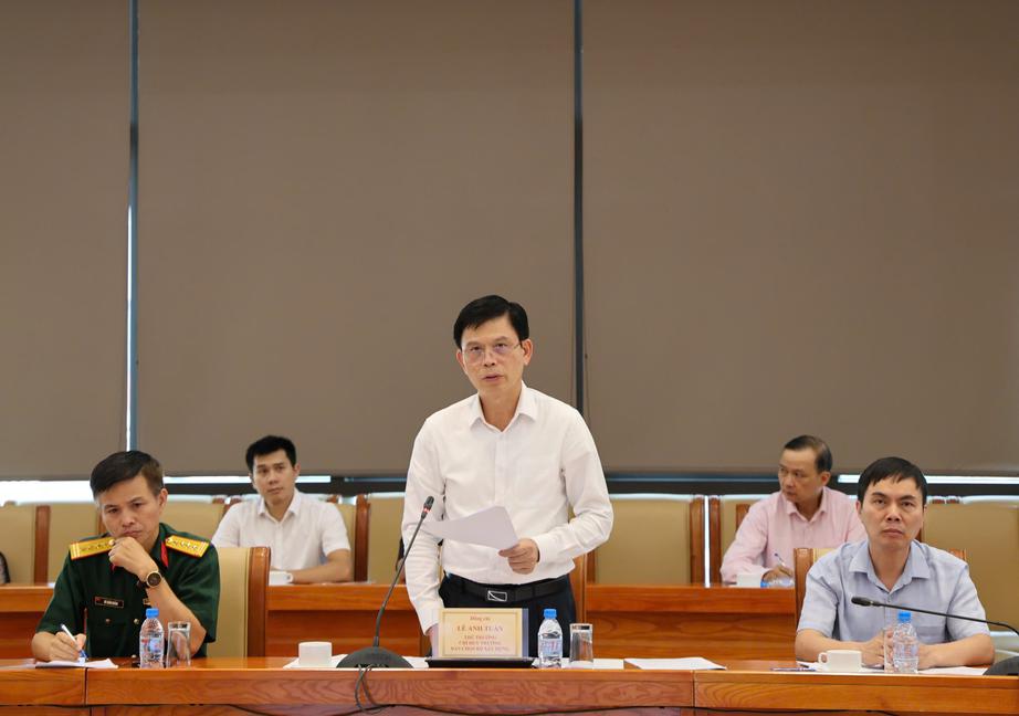 Hoàn thiện cơ chế, gắn phát triển kết cấu hạ tầng với xây dựng tiềm lực quốc phòng, an ninh - Ảnh 1.