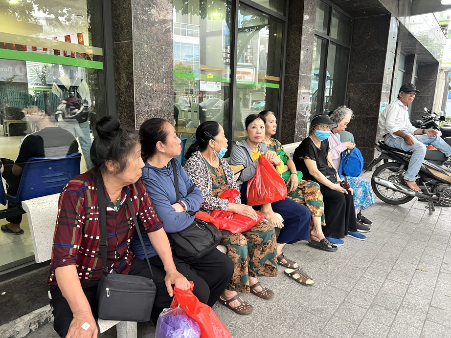 Miễn ph&iacute; v&eacute; xe bu&yacute;t trong V&agrave;nh đai 1: Ch&iacute;nh s&aacute;ch đ&atilde; c&oacute;, h&agrave;nh kh&aacute;ch vẫn phải mua v&eacute; - Ảnh 8.
